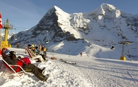 Љубитељи зимских спортова окупирали планине