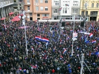 HDZ i HSP stoje iza organizatora protesta protiv ćirilice