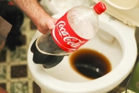 11 načina na koji vam Coca Cola može pomoći u kući