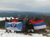 Planinari Visočnika raširili zastavu Srpske na Velikom Žepu