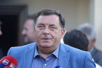 Dodik u Kostajnici: Odobrena sredstva za projekte