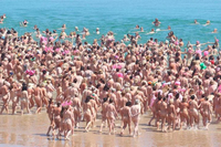 2.500 голих жена оборило Гинисов рекорд