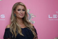  Paris Hilton nikada nije bila pod nožem?