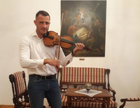 Mladi Paljanin pero zamijenio violinom