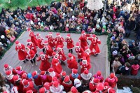 Mališani u Mrkowić gradu uz muziku i ples proslavili Novu godinu