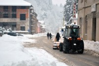 Сребреница: Приротетни путеви очишћени, струје и воде има