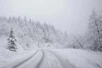 Hrvatsku zahvatio hladni talas uz oluju, grad i snijeg