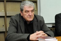 Miloš Kovačević za “Glas Srpske”:Ćirilica kulturna vertikala srpskog naroda