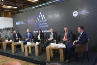  Zatvoren četvrti “Jahorina ekonomski forum”: Rasterećenje privrede ubrzava ekonomski razvoj