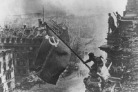   Američki istoričar: Sovjetska vojska je zgazila većinu njemačkih snaga, a to se potpuno ignoriše VIDEO