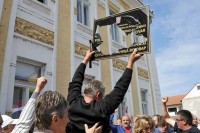 Mladić statusom o ćirilici “zapalio” region: Laku noć, Vukovare moj