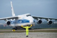 Један од највећих авиона на свијету у Загреб донио огроман мотор руске нуклеарке