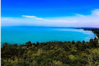 Мађарско море: Радиоактивно језеро које привлачи туристе