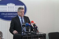 Мићић: Осим рата кредита немамо ништа