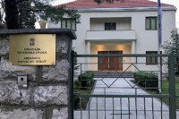 Optuženoj za pokušaj državnog udara u Crnoj Gori  pozlilo u ambasadi