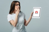 "Do­aka­li" Tram­pu: Bu­dući Huawei P40 Pro stiže sa dva ope­ra­ti­vna sis­te­ma