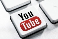 YouTube брише налоге који нису исплативи?