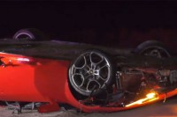 Преврнуо Lamborghini на кров па га оставио поред пута и побјегао
