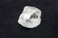 Пронађен огроман дијамант од 190 карата
