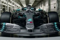 Mercedes "tizuje" novi F1 bolid VIDEO