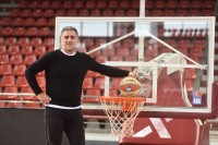 Dragan Bajić, trener Igokee, o svom životnom i košarkaškom putu za “Glas Srpske”:  Domaća kuhinja otela nam Evroligu