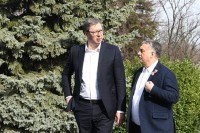 Vučić nenajavljeno u Budimpešti sa Orbanom