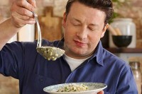 Džejmi Oliver vas savjetuje kako da napravite tjesteninu samo od brašna i vode