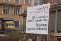 Klinika za zarazne bolesti u Ljubljani: Na intenzivnoj njezi i mladi ljudi