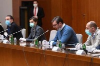 Вучић се обраћа сутра послије састанка кризних штабова