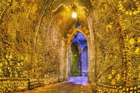 Завирите у Шел Грото: Тајанствени подземни пролаз у Енглеској украшен милионима шкољки ВИДЕО