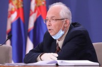 Србија: У 24 сата тестирано 3.094, позитивних 372, још 7 преминулих