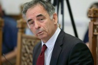 Pupovac: Ustaška znamenja i pozdrave smjestiti u granice zakona