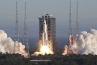 Kineski svemirski brod se vratio na zemlju