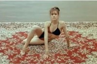 Manekenke u kupaćim kostimima: Neobična reklama će vas natjerati da kupite ovo VIDEO