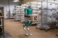 Ford će uskoro koristiti čovjekolike robote za dostavu paketa