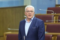 Andrija Mandić podnio ostavku na mjesto poslanika