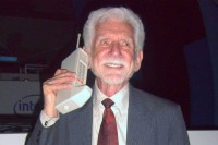 Пет најстаријих мобилних телефона на свијету: Ко је био ваш први мезимац?
