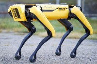 Robot-pas na prodaju: Da li vrijedi 74.500 dolara? VIDEO