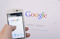 Google експериментише са адресном траком: У плану три опције за приказивање URL-а