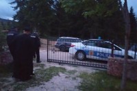 Policija privodi ili saslušava sveštenike na Žabljaku, Nikšiću i Bijelom Polju