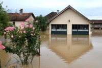 Ванредна ситуација у неколико дијелова Србије због обилних падавина