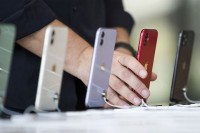 Еплови модели iPhone 12 могли би стићи у септембру, откривене цијене уређаја