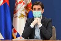 Brnabić: Nema problema sa lažnim testovima