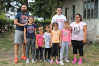 Хуманитарна организација “Срби за Србе” покренула прву акцију у Дервенти: Циглa по циглa за топли дом Драгојевића