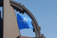 NATO: Srbija ima pravo da bira angažmane iz oblasti bezbjednosti