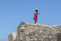 Туристкињи због селфија у Помпеји пријети казна од 3000 евра