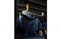 Споменик Тесли послије три деценије поново у Госпићу
