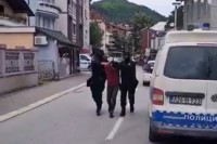 Zvorničanin zaposlio migranta na crno i udario policajca