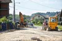 Уз коловоз у Шарговцу нови тротоари и канализација