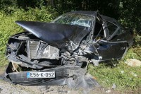 Возач погинуо у судару с комбијем пуним дјеце код Прњавора